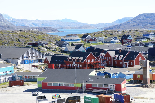 Nuuk en un día soleado